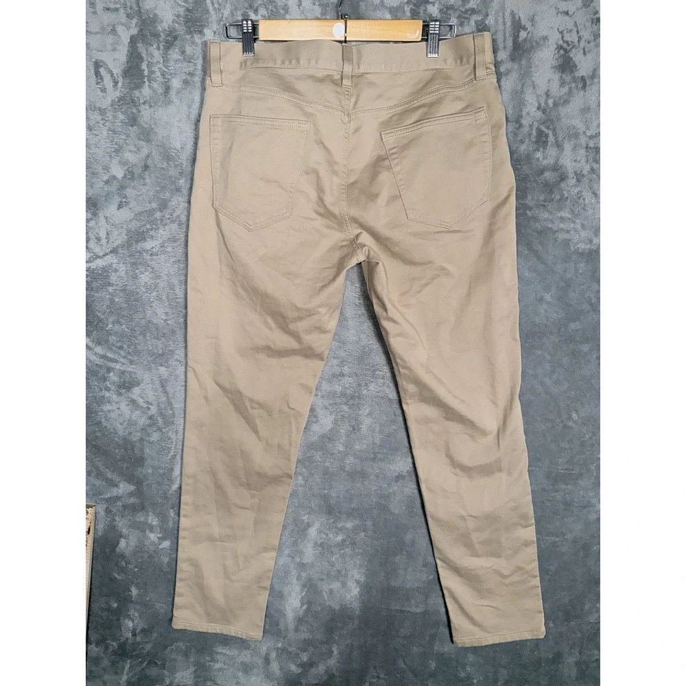 Banana Republic Mens Traveler Athletic Tapered Fit Chinos Pants 33x30 Khaki